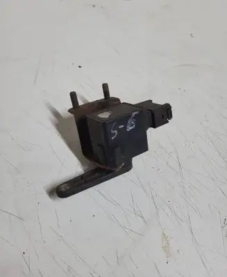 Mercedes-Benz ML W163 Air suspension front height level sensor A0105427717