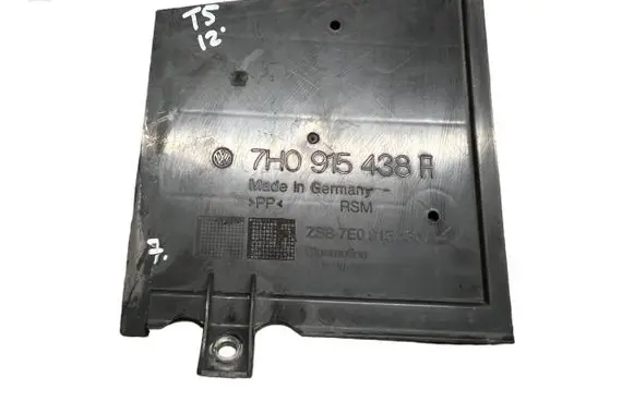 Volkswagen Transporter - Caravelle T5 Battery tray heat shield 7H0915438A