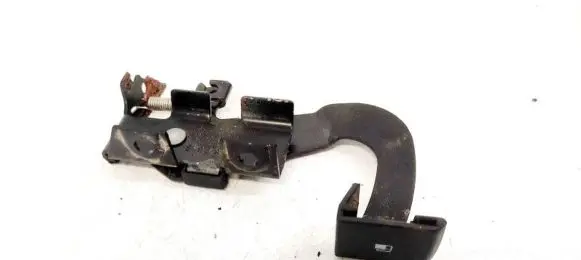 Skoda Fabia Mk1 (6Y) Fuel tank opening switch 6Y1827611B CZBN3