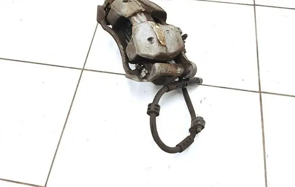 Peugeot 2008 II Front brake caliper 9836308880