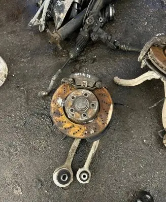 Mercedes-Benz C W204 Front wheel hub spindle knuckle