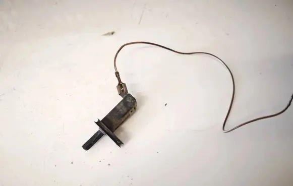 Audi 80 90 B3 Front door sensor 893947561