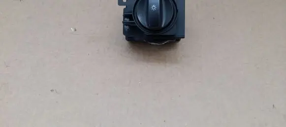 Mercedes-Benz B W245 Light switch 1695452704 32221101