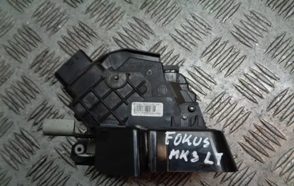 Ford Focus Rear door lock 4M5AA26413BC