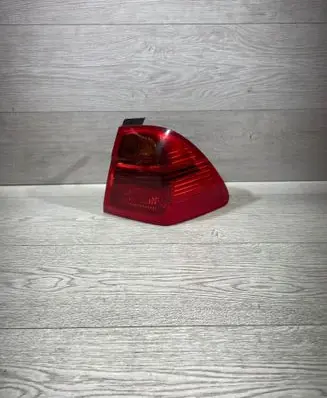 BMW 3 E90 E91 Rear/tail lights 7160062
