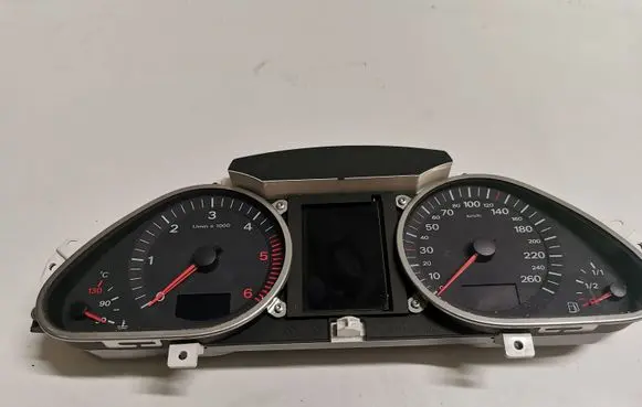 Audi A6 S6 C6 4F Speedometer (instrument cluster)