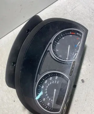 BMW X3 E83 Speedometer (instrument cluster) 341437602 102468026 25811510