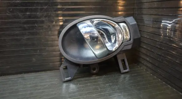 Rear door interior handle