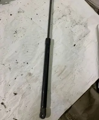 Mini One - Cooper R50 - 53 Tailgate/trunk strut/damper 871017205