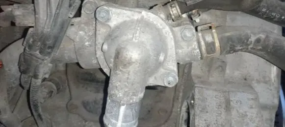 Honda Insight Engine coolant pipe/hose