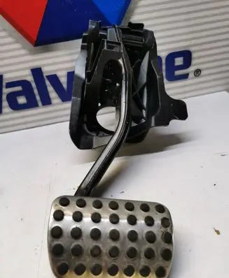 Mercedes-Benz C W205 Brake pedal A2052920308