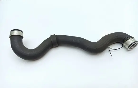 Mercedes-Benz C W203 Engine coolant pipe/hose 0208071024