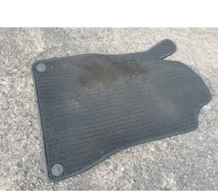 Mercedes-Benz C W203 Front floor mat 