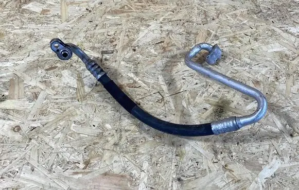 Porsche Cayenne (92A) Air conditioning (A/C) pipe/hose 7p5820721