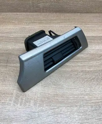 BMW 3 E92 E93 Dashboard side air vent grill/cover trim 9130468 9130466