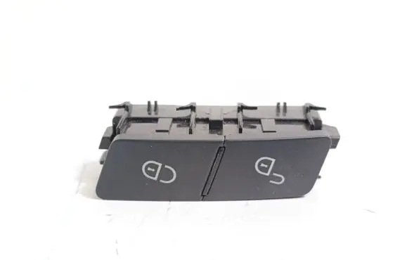 Mercedes-Benz C W204 Central locking switch button A2049058402