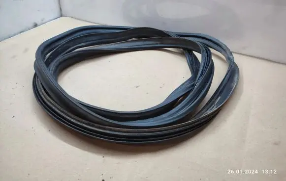 Peugeot 4007 Loading door rubber seal (on body) 