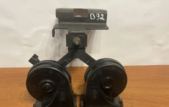 Jaguar XF X250 Horn signal 0055306 A046522