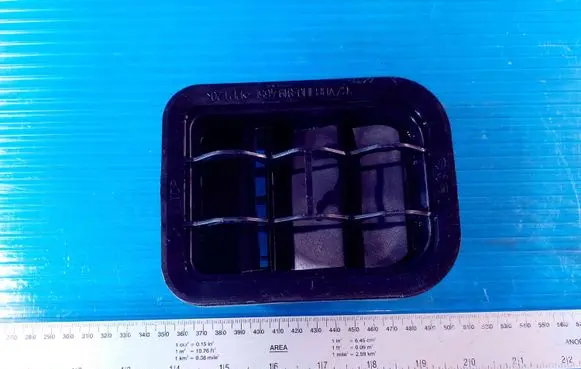 Audi A3 S3 8P Dash center air vent grill 1H0819465E