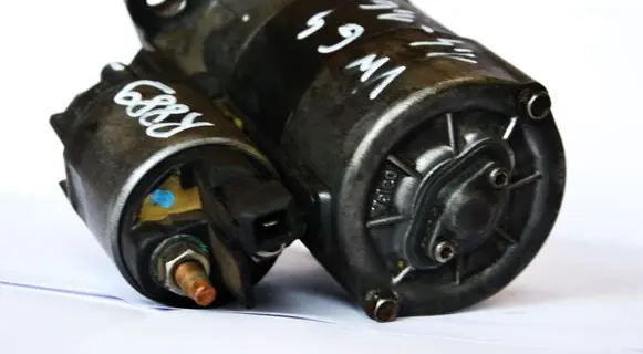 Volkswagen Golf IV Starter motor VALEO
