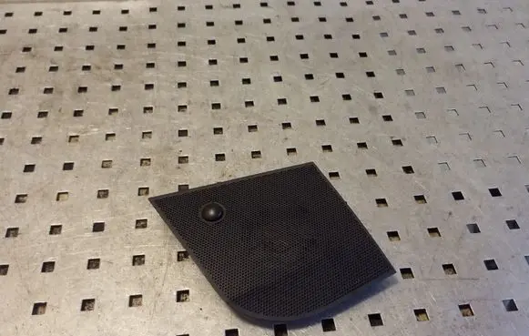 Side speaker trim/cover