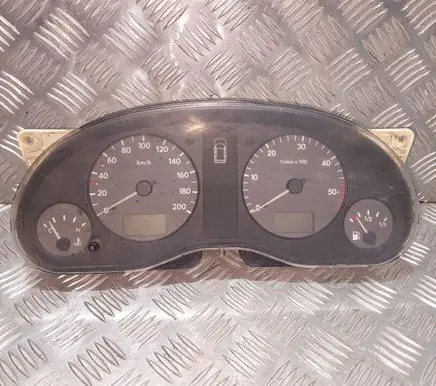 Volkswagen Sharan Speedometer (instrument cluster) 7M0919882H 95VW10849 VDDF1006158