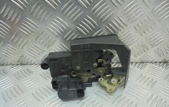 Alfa Romeo 156 Front door lock