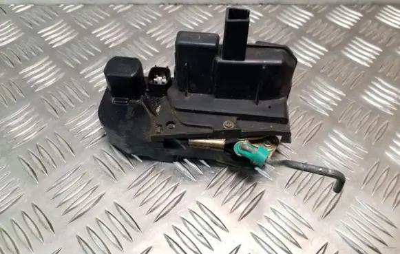 Jeep Grand Cherokee (WJ) Rear door lock