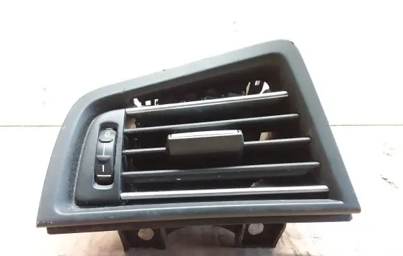 BMW 5 F10 F11 Dashboard side air vent grill/cover trim 9166883