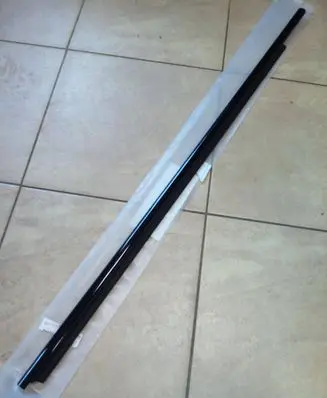 Toyota Yaris Cross Front door glass trim molding 68160K0050 NE67648