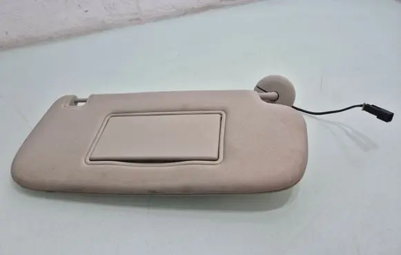 Sun visor