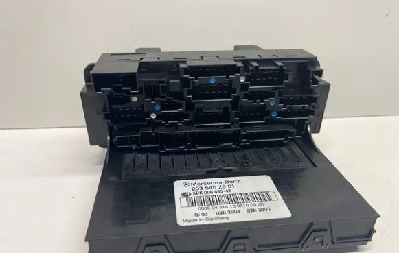 Mercedes-Benz C W203 Comfort/convenience module 2035452901 5DK00848542