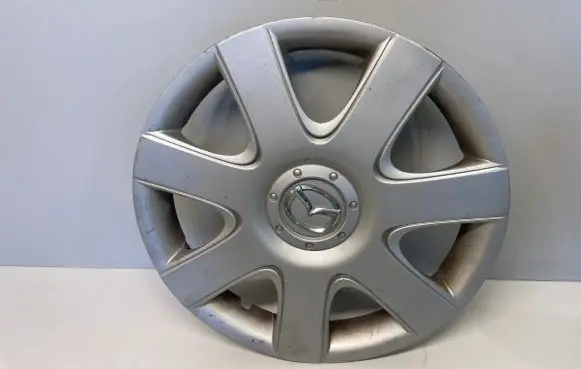 Mazda 3 I R15 wheel hub/cap/trim 