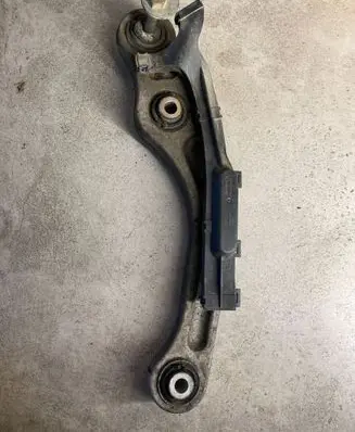 Volkswagen Phaeton Rear control arm 4E0505361