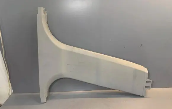 (B) pillar trim (bottom)