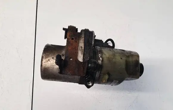 Ford Focus Power steering pump 