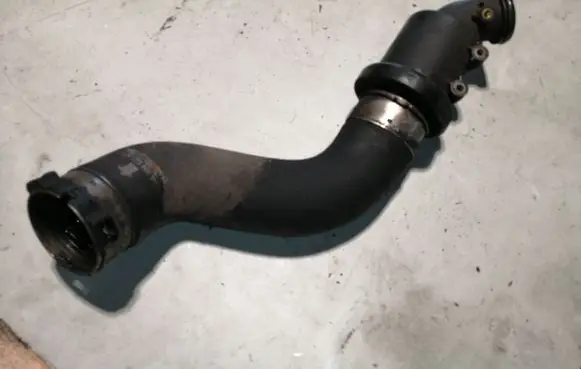 Mercedes-Benz E W212 Intake resonator A6511400087 A2045286682