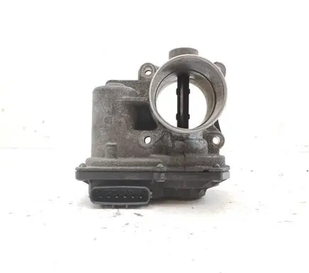 Toyota Auris 150 Throttle valve 261000N030