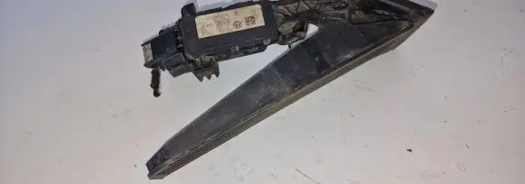 Volkswagen Touran I Accelerator throttle pedal 1T1721503H 6PV00868900 074006