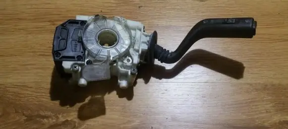 Volvo S40, V40 Wiper control stalk 30808928