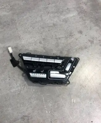 Mercedes-Benz S W221 Seat control switch A2218709358 3359240300