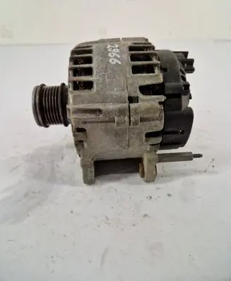 Volkswagen Tiguan Allspace Generator/alternator 04L903023H