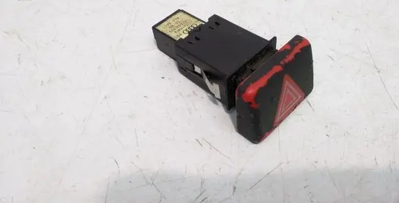 Audi A4 S4 B7 8E 8H Hazard light switch 9E0941509