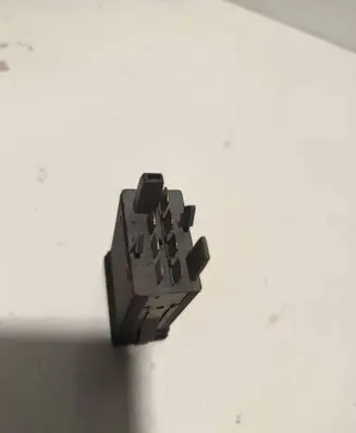 Volkswagen PASSAT B5 Hazard light switch 3B0953235D PA66G530N