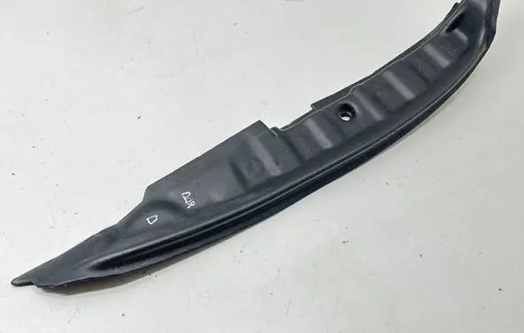 Dodge Durango III Fender foam support/seal 68084036A