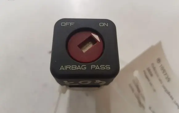 Peugeot 407 Passenger airbag on/off switch 96373205XT