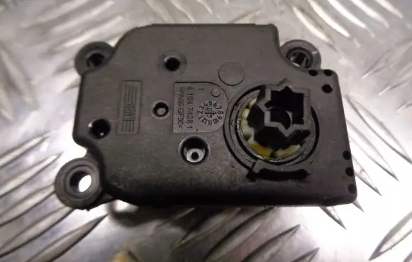 Opel Vectra C A/C air flow flap actuator/motor 09180200