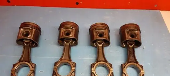 Iveco Daily 3rd gen Piston with connecting rod