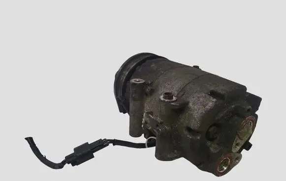 Ford Focus Air conditioning (A/C) compressor (pump) 4M5H19D629AD