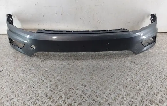 Volkswagen Tiguan Front bumper 5NA807221
